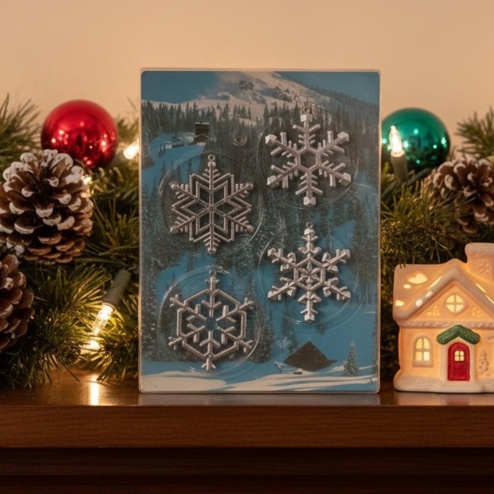 1977‎ Hallmark Snowflake Collection Set of 4 Ornament Very Rare In Box
